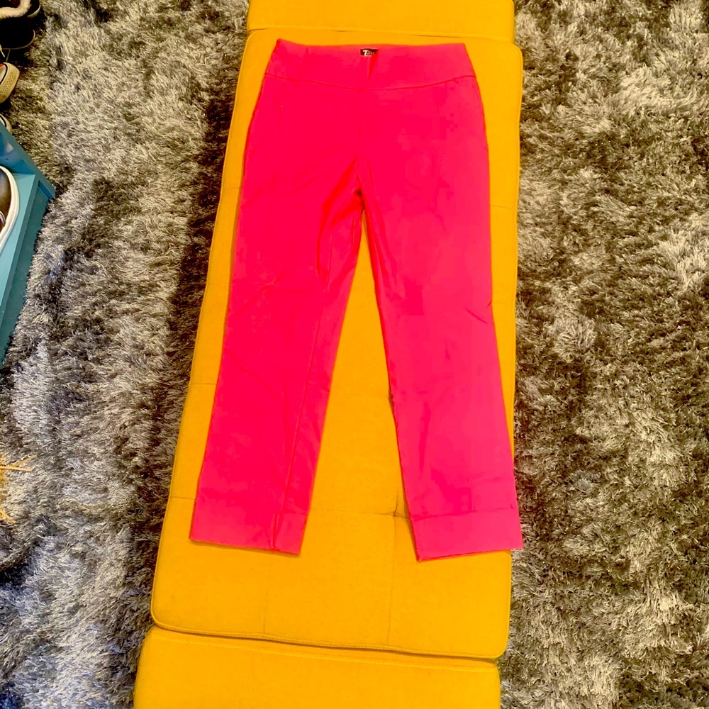 Cute Capri - image 1